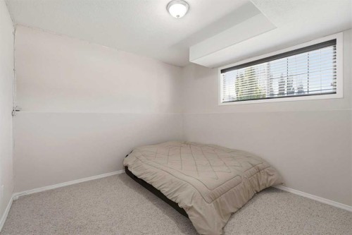 48 Vanson Close, Red Deer, AB 