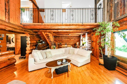 #22-52059 Range Road 220, Rural Strathcona County, AB - Indoor Photo Showing Living Room