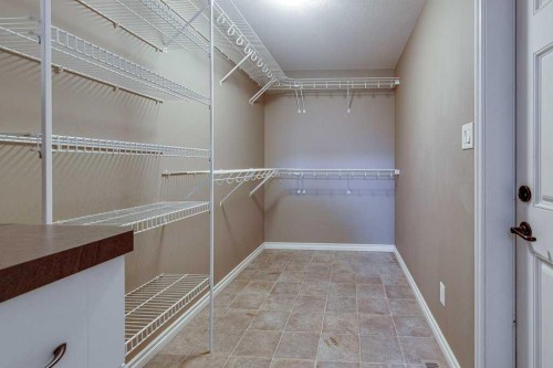 84 Windermere Close, Red Deer, AB 
