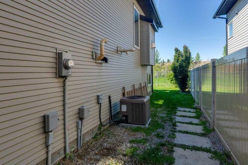 84 Windermere Close, Red Deer, AB 