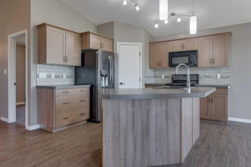 84 Windermere Close, Red Deer, AB 