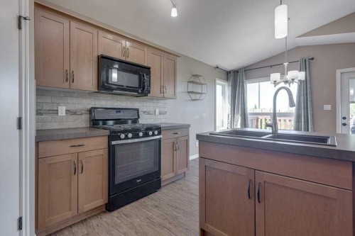 84 Windermere Close, Red Deer, AB 