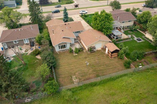 37 Pamely Avenue, Red Deer, AB - Outdoor