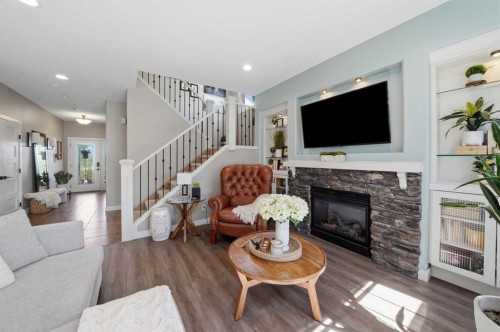 4002 45 Avenue, Sylvan Lake, AB 