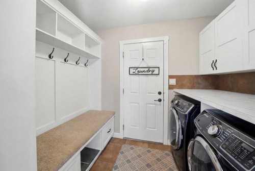 4002 45 Avenue, Sylvan Lake, AB 