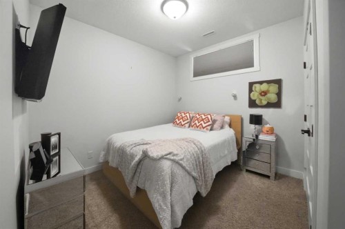 4002 45 Avenue, Sylvan Lake, AB 