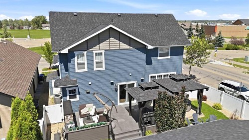 4002 45 Avenue, Sylvan Lake, AB 