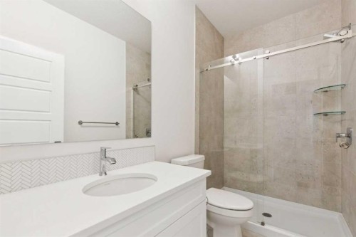 425 Lewiston Landing Ne, Calgary, AB - Indoor Photo Showing Bathroom