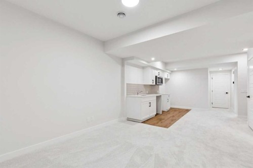 425 Lewiston Landing Ne, Calgary, AB - Indoor