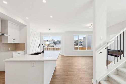 425 Lewiston Landing Ne, Calgary, AB - Indoor Photo Showing Kitchen