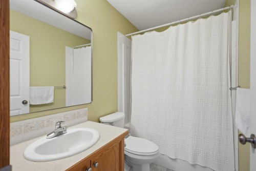 277 Deschner Close, Red Deer, AB 