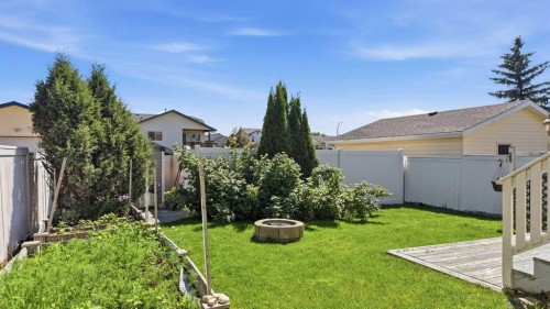 277 Deschner Close, Red Deer, AB 