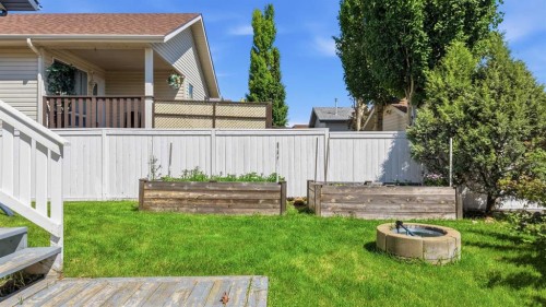 277 Deschner Close, Red Deer, AB 