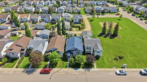 277 Deschner Close, Red Deer, AB 