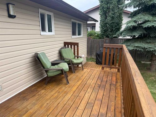 4412 45 Avenue, Sylvan Lake, AB 