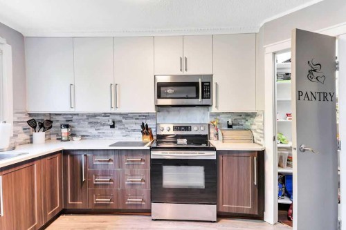 4412 45 Avenue, Sylvan Lake, AB 