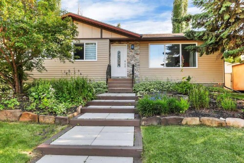 4412 45 Avenue, Sylvan Lake, AB 