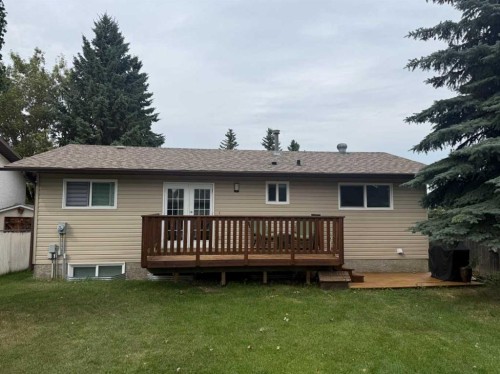 4412 45 Avenue, Sylvan Lake, AB 