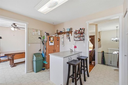 4420 57 Avenue, Innisfail, AB - Indoor Photo Showing Other Room