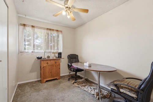 4420 57 Avenue, Innisfail, AB - Indoor Photo Showing Office