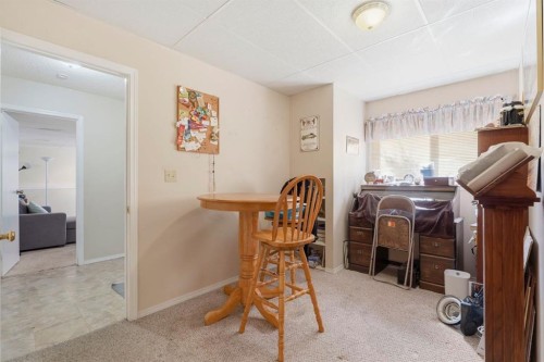 4420 57 Avenue, Innisfail, AB - Indoor