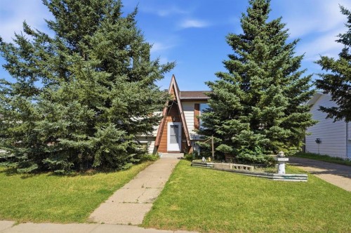 4420 57 Avenue, Innisfail, AB - Outdoor