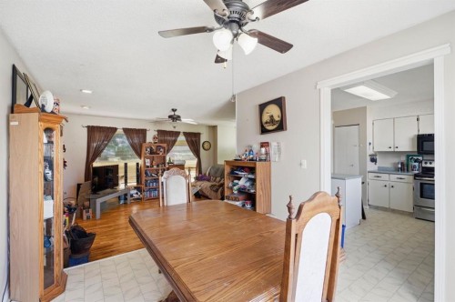 4420 57 Avenue, Innisfail, AB - Indoor Photo Showing Other Room