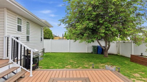 126 Logan Close, Red Deer, AB 