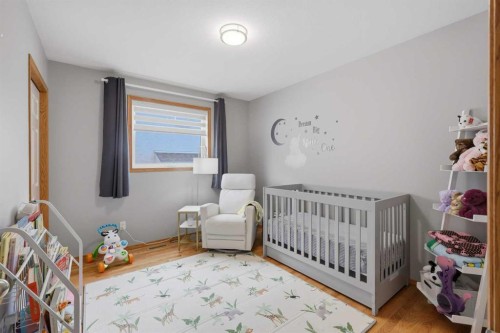 126 Logan Close, Red Deer, AB 