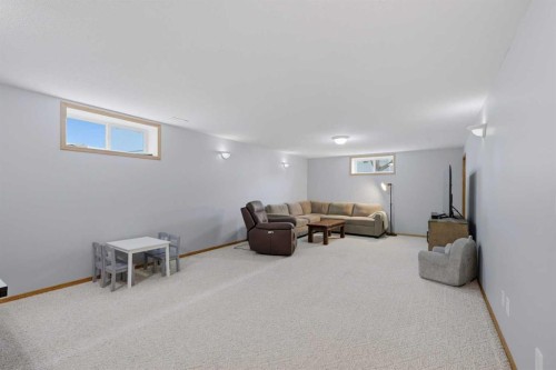 126 Logan Close, Red Deer, AB 