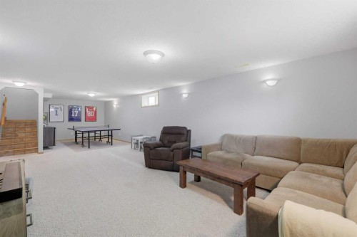 126 Logan Close, Red Deer, AB 