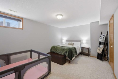 126 Logan Close, Red Deer, AB 