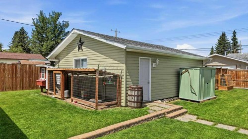 5028 48 Avenue, Caroline, AB - Outdoor