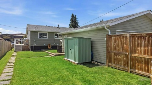 5028 48 Avenue, Caroline, AB - Outdoor With Exterior