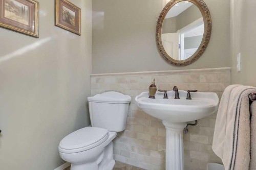 6406 55 Avenue, Ponoka, AB - Indoor Photo Showing Bathroom