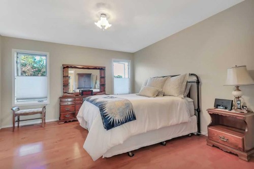 6406 55 Avenue, Ponoka, AB - Indoor Photo Showing Bedroom