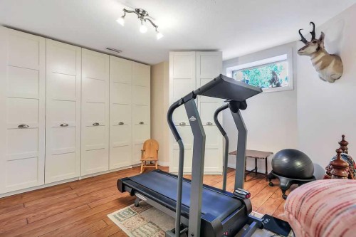 6406 55 Avenue, Ponoka, AB - Indoor Photo Showing Gym Room