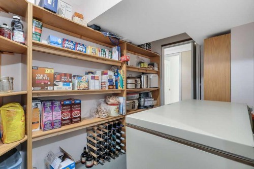 6406 55 Avenue, Ponoka, AB - Indoor