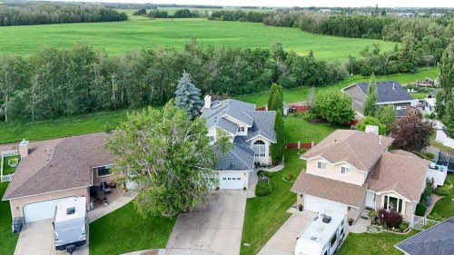 6406 55 Avenue, Ponoka, AB - Outdoor