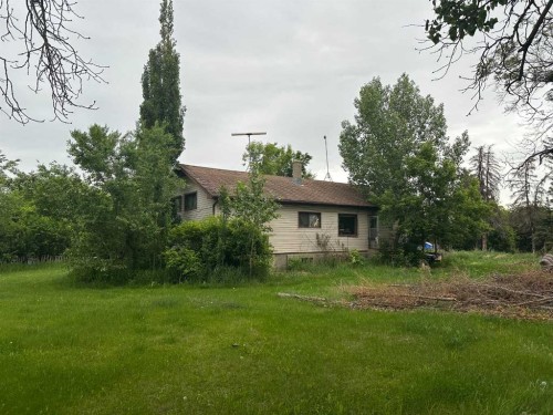 20-27380 Township Road 373  Rural Red Deer County, AB T4E 1P2