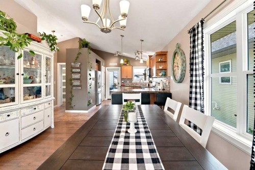 84 Mackenzie Crescent, Lacombe, AB - Indoor Photo Showing Dining Room