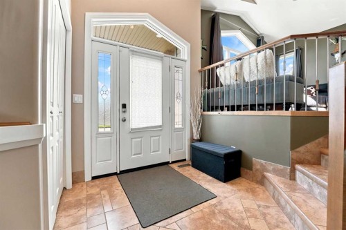 84 Mackenzie Crescent, Lacombe, AB - Indoor Photo Showing Other Room