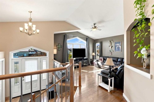 84 Mackenzie Crescent, Lacombe, AB - Indoor Photo Showing Other Room