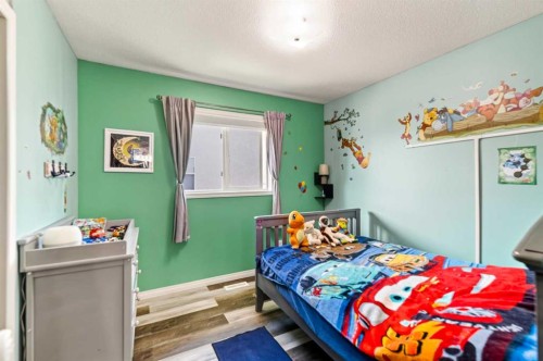 8 Iron Wolf Ridge, Lacombe, AB 