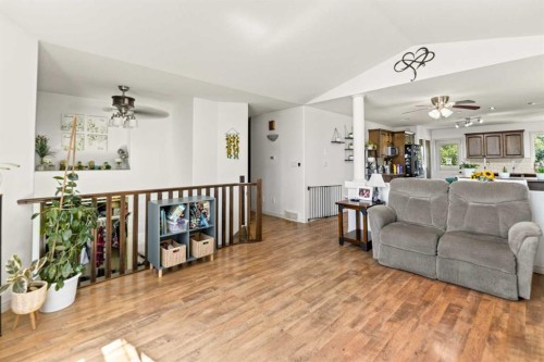 8 Iron Wolf Ridge, Lacombe, AB 