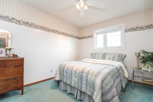 44 Huget Crescent, Red Deer, AB 