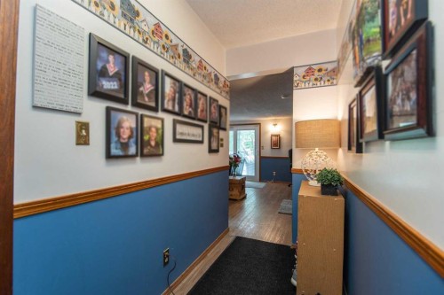 44 Huget Crescent, Red Deer, AB 