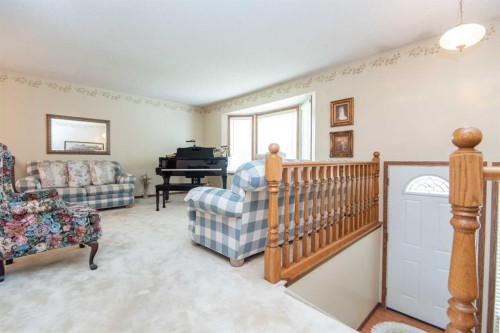 44 Huget Crescent, Red Deer, AB 