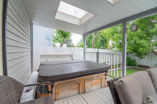 44 Huget Crescent, Red Deer, AB 