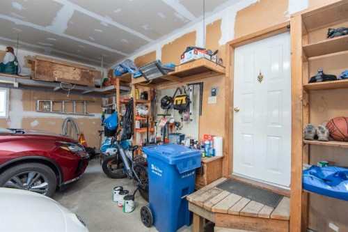 44 Huget Crescent, Red Deer, AB 